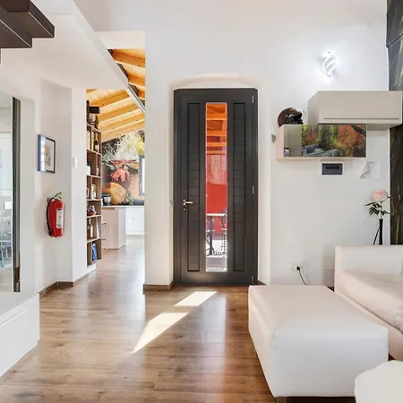 Cinque Terre - Laspezia - Loft 1910 Ла-Спеція